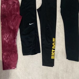 4 Nike leggings